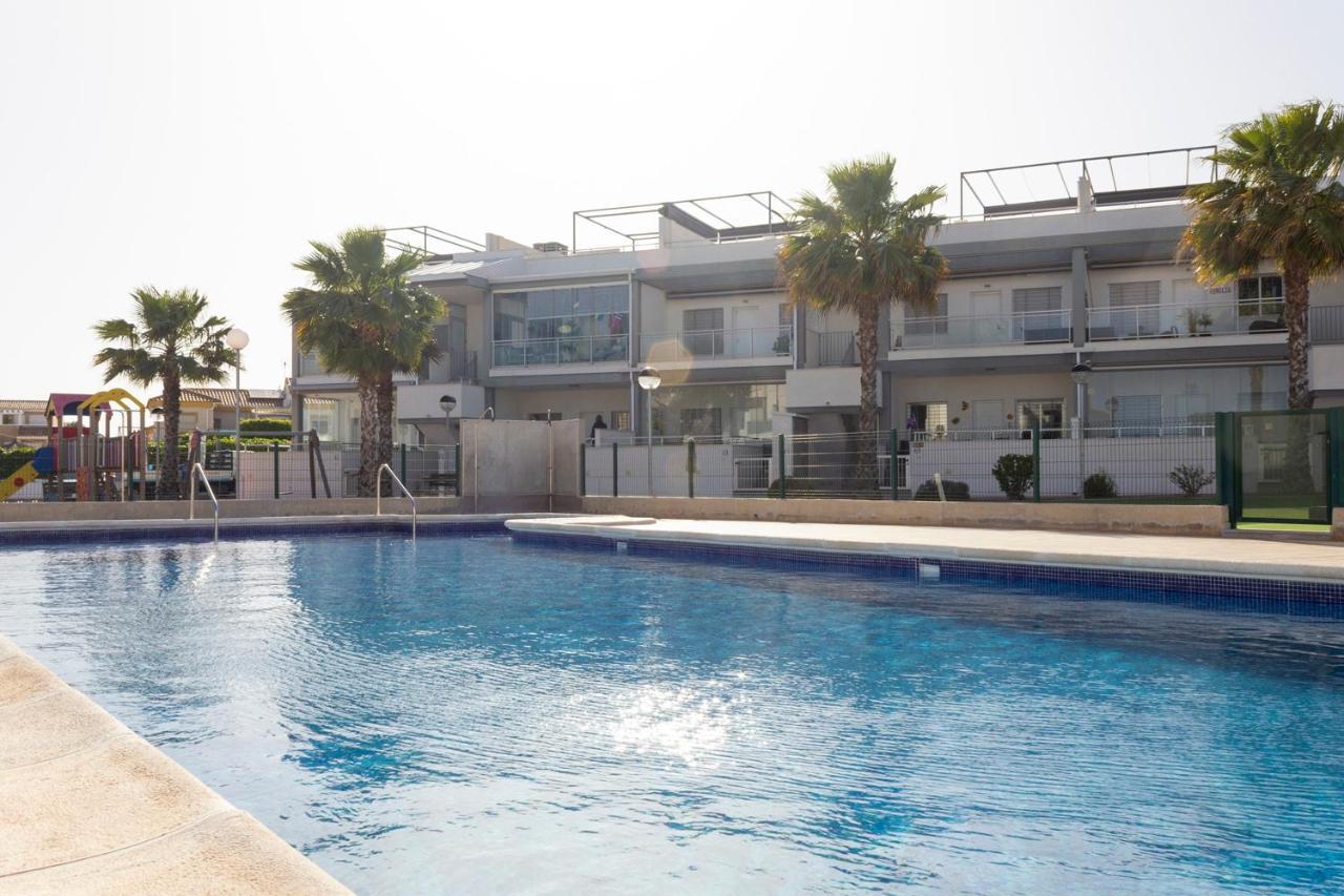 Bungalow Pink Garden Orihuela Luaran gambar