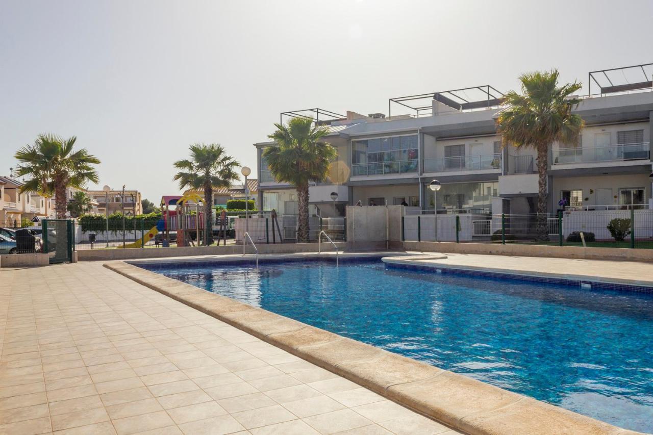 Bungalow Pink Garden Orihuela Luaran gambar