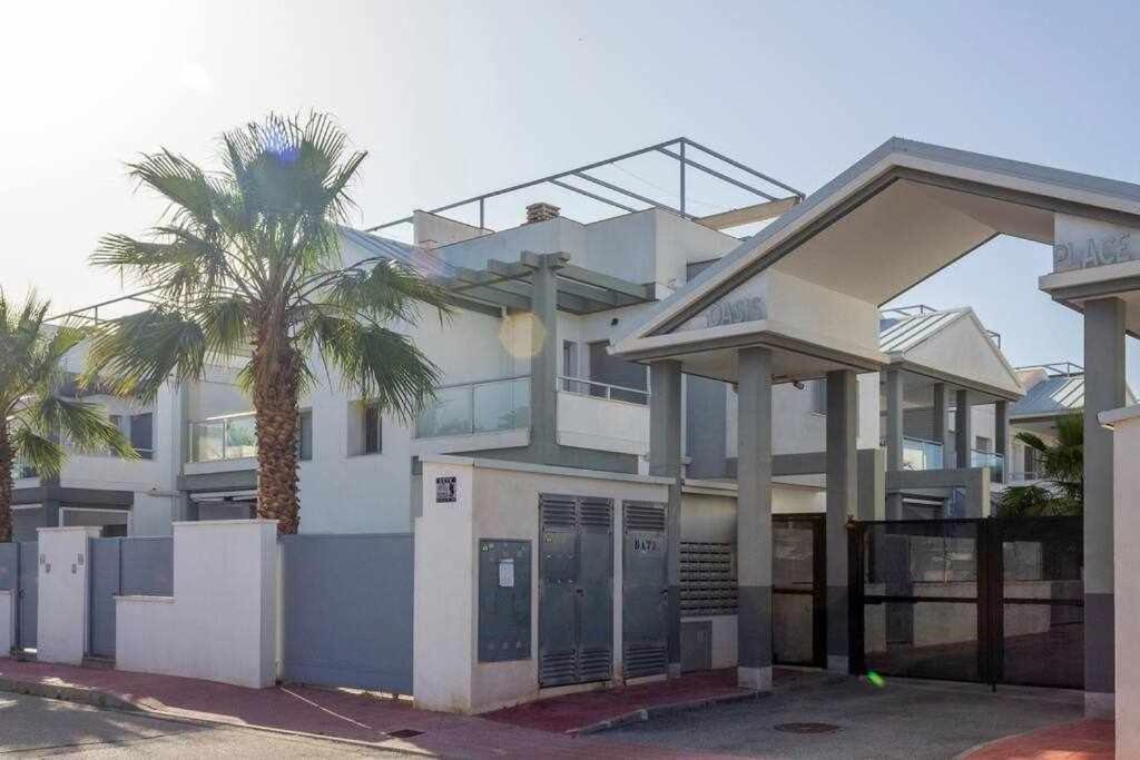 Bungalow Pink Garden Orihuela Luaran gambar